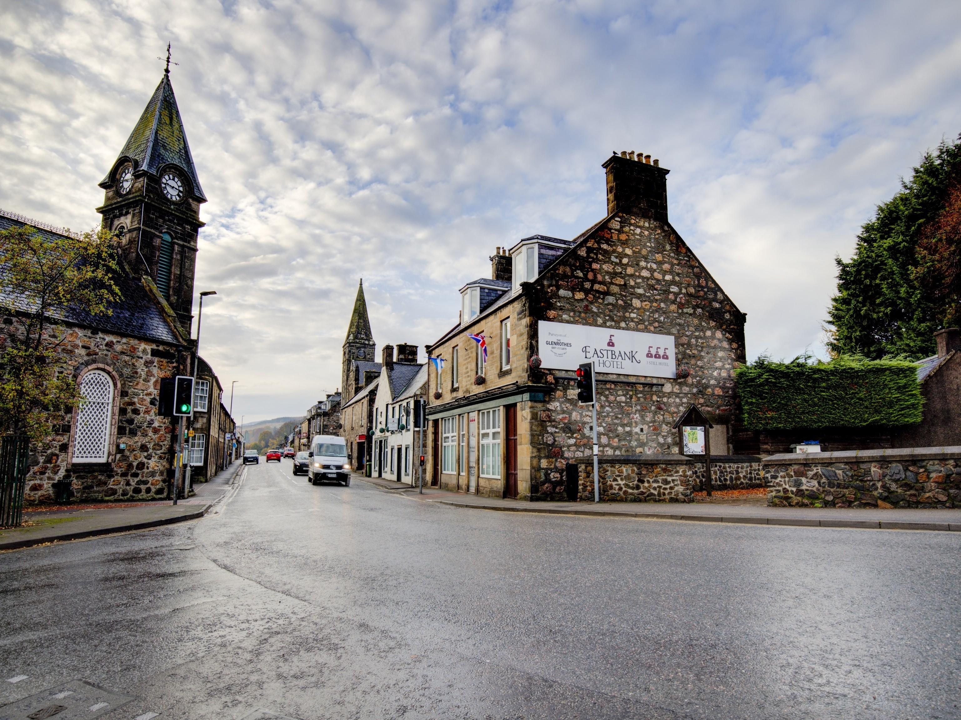 Oyo Eastbank Hotel, Speyside Scotland Rothes Exterior photo